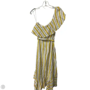 Dress Casual Short By Lulus In Yellow. Size: M