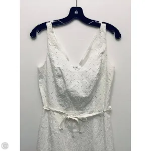 Dress Casual Short By White House Black Market In White. Size: 8